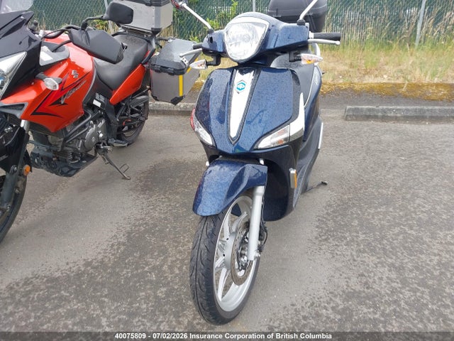 Piaggio Vespa 2018 ZAPC546B2J7000281 Image 5