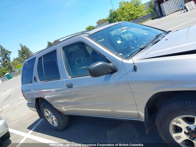 2001 Nissan Pathfinder Le/se/xe მანქანა იყიდება აუქციონზე, vin: JN8DR07Y51W510141, აუქციონის ნომერი: 40073195