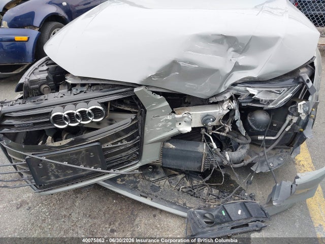 Audi A4 2018 WAUFNAF42JN010820 Image 10