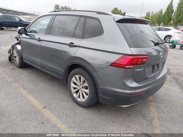 Volkswagen TIGUAN S 2018 3VV1B7AX4JM052122 Image 3