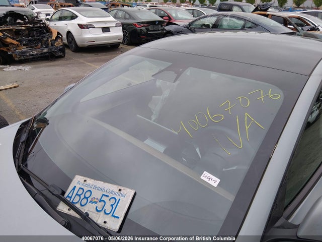 2022 Tesla Model 3 მანქანა იყიდება აუქციონზე, vin: 5YJ3E1EA9NF333229, აუქციონის ნომერი: 40067076