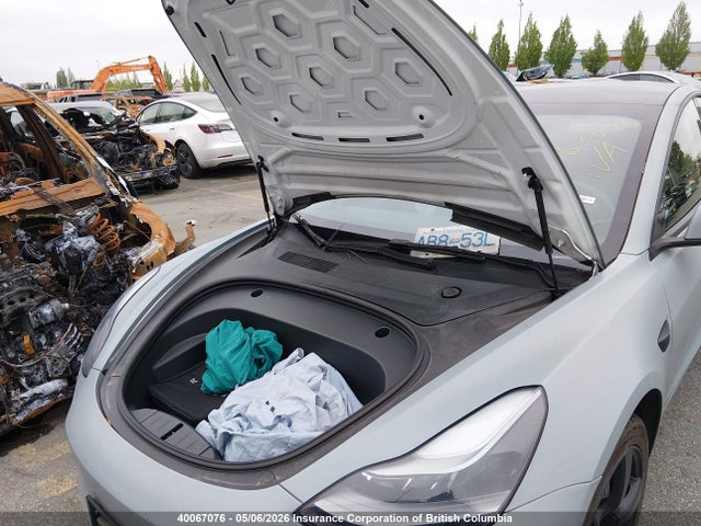 2022 Tesla Model 3 მანქანა იყიდება აუქციონზე, vin: 5YJ3E1EA9NF333229, აუქციონის ნომერი: 40067076