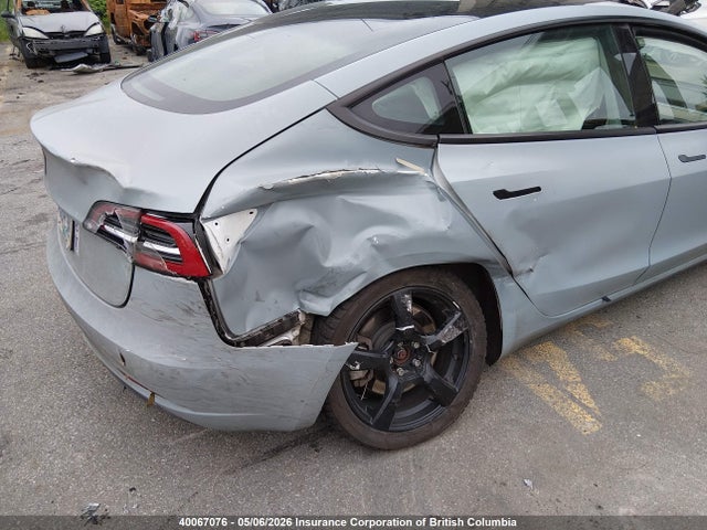 2022 Tesla Model 3 მანქანა იყიდება აუქციონზე, vin: 5YJ3E1EA9NF333229, აუქციონის ნომერი: 40067076