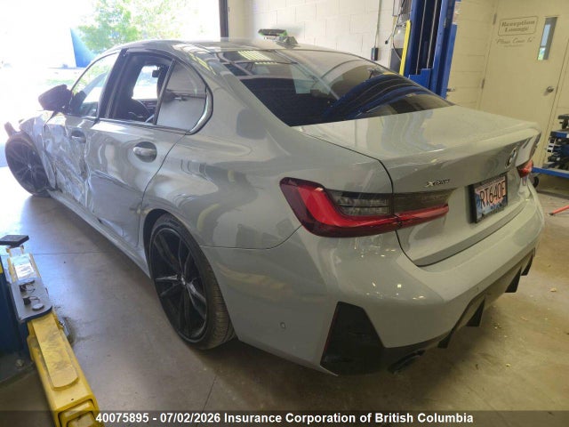 BMW 330I 2024 3MW89FF0XR8E24563 Image 3