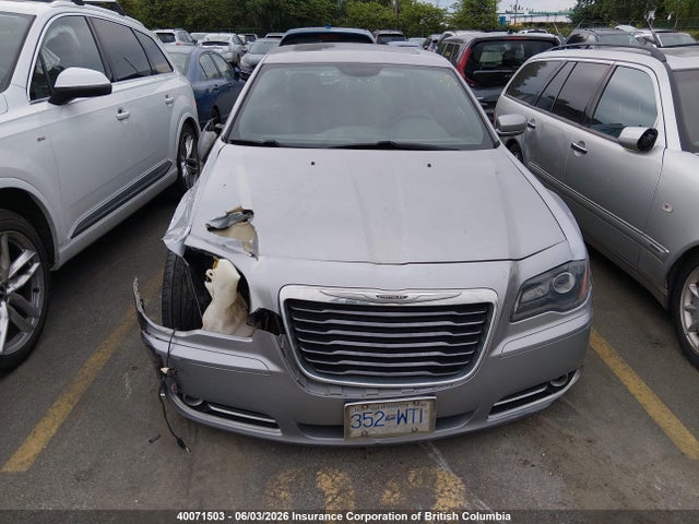 2013 Chrysler 300 S მანქანა იყიდება აუქციონზე, vin: 2C3CCABG8DH660703, აუქციონის ნომერი: 40071503