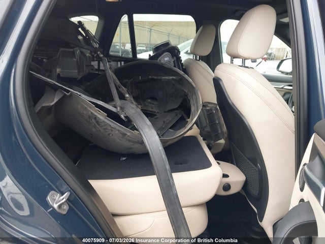 BMW X1 2017 WBXHT3C34H5F80133 Image 8