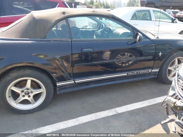 Продажа на аукционе авто 2001 Ford Mustang, vin: 1FAFP44461F225795, номер лота: 40075918