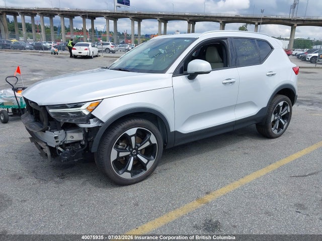 40075935 :رقم المزاد ، YV4162UKXM2537962 vin ، 2021 Volvo Xc40 مزاد بيع