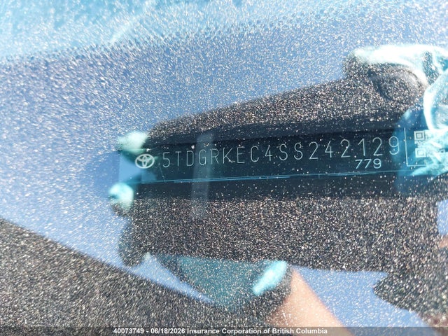 2025 Toyota Sienna Le/xle/platinum/xse/limited/autono-mass მანქანა იყიდება აუქციონზე, vin: 5TDGRKEC4SS242129, აუქციონის ნომერი: 40073749