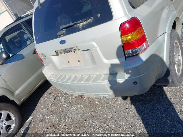 2005 Ford Escape Limited მანქანა იყიდება აუქციონზე, vin: 1FMCU94135KB04224, აუქციონის ნომერი: 40069563
