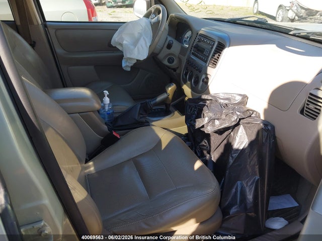 2005 Ford Escape Limited მანქანა იყიდება აუქციონზე, vin: 1FMCU94135KB04224, აუქციონის ნომერი: 40069563