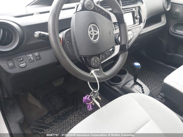 2018 Toyota Prius C მანქანა იყიდება აუქციონზე, vin: JTDKDTB36J1600989, აუქციონის ნომერი: 40067757