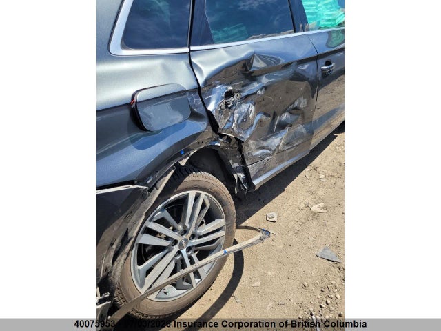 Audi Q5 2018 WA1ENAFY8J2106450 Image 11