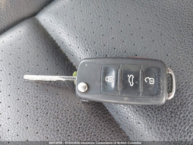 2017 Volkswagen Tiguan Comfortline მანქანა იყიდება აუქციონზე, vin: WVGMV7AX4HK002059, აუქციონის ნომერი: 40075959