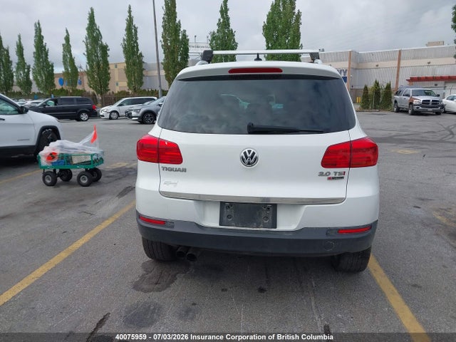 2017 Volkswagen Tiguan Comfortline მანქანა იყიდება აუქციონზე, vin: WVGMV7AX4HK002059, აუქციონის ნომერი: 40075959