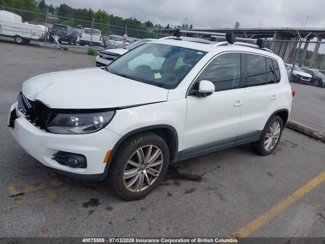2017 Volkswagen Tiguan Comfortline მანქანა იყიდება აუქციონზე, vin: WVGMV7AX4HK002059, აუქციონის ნომერი: 40075959