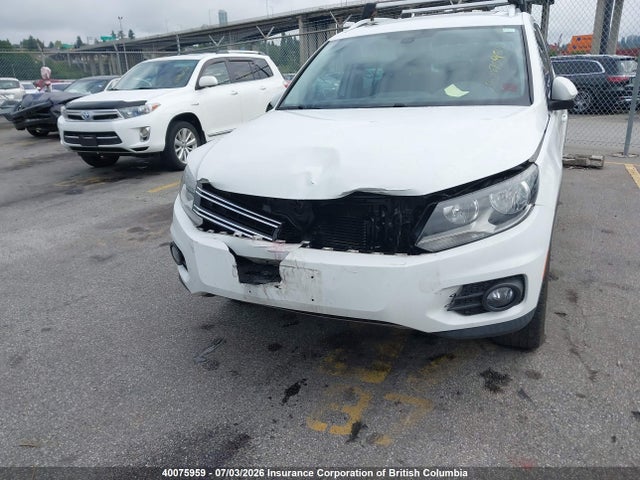 2017 Volkswagen Tiguan Comfortline მანქანა იყიდება აუქციონზე, vin: WVGMV7AX4HK002059, აუქციონის ნომერი: 40075959