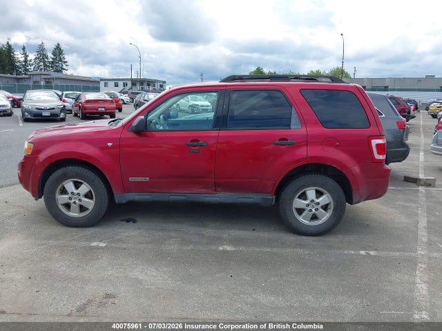 2008 Ford Escape Xlt მანქანა იყიდება აუქციონზე, vin: 1FMCU93178KD73266, აუქციონის ნომერი: 40075961