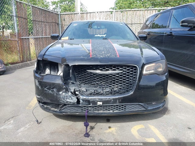 Продаж на аукціоні авто 2018 Chrysler 300, vin: 2C3CCABGXJH301896, номер лоту: 40075963