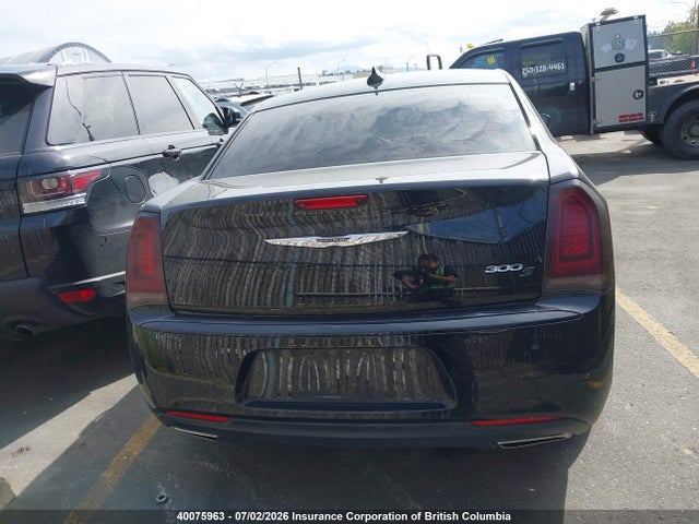 Chrysler 300 2018 2C3CCABGXJH301896 Image 17