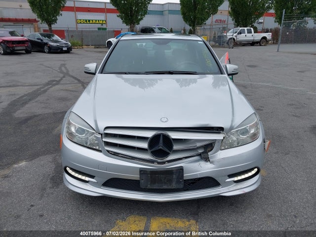 2011 Mercedes-benz C 250 4matic მანქანა იყიდება აუქციონზე, vin: WDDGF8FB5BA482956, აუქციონის ნომერი: 40075966
