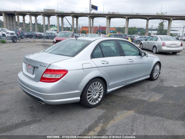 2011 Mercedes-benz C 250 4matic მანქანა იყიდება აუქციონზე, vin: WDDGF8FB5BA482956, აუქციონის ნომერი: 40075966