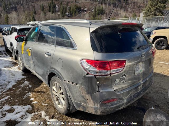 40075968 :رقم المزاد ، 5XYPGDA13GG093870 vin ، 2016 Kia Sorento Lx/l مزاد بيع