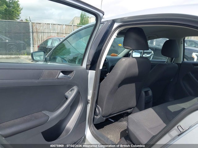 Продажа на аукционе авто 2013 Volkswagen Jetta, vin: 3VW2K7AJ4DM271923, номер лота: 40075969