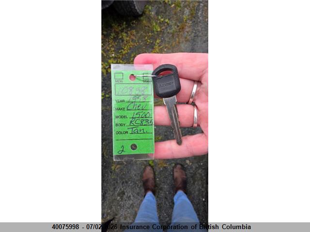 1998 Chevrolet Sierra მანქანა იყიდება აუქციონზე, vin: 2GCEK19R5W1269843, აუქციონის ნომერი: 40075998