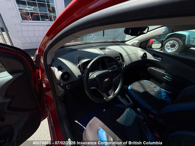 40076008 :رقم المزاد ، 1G1JC6EH1C4202459 vin ، 2012 Chevrolet Sonic مزاد بيع