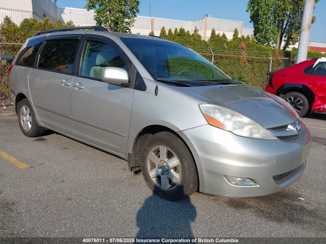 2008 Toyota Sienna Ce/le მანქანა იყიდება აუქციონზე, vin: 5TDZK23C78S135620, აუქციონის ნომერი: 40076011
