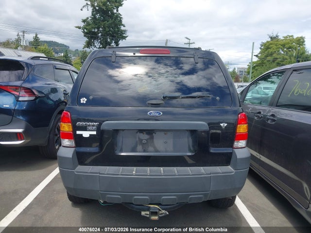 2005 Ford Escape Xlt მანქანა იყიდება აუქციონზე, vin: 1FMYU03165KD38067, აუქციონის ნომერი: 40076024