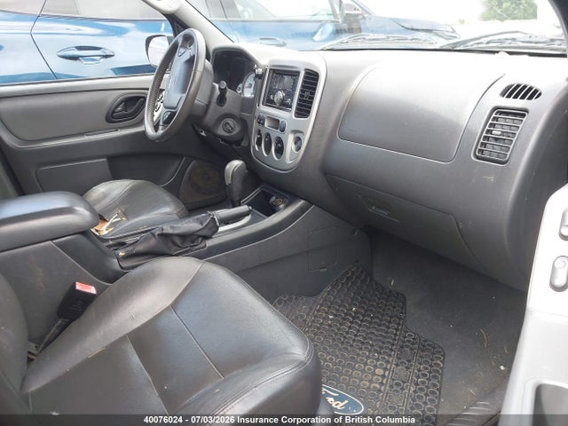 2005 Ford Escape Xlt მანქანა იყიდება აუქციონზე, vin: 1FMYU03165KD38067, აუქციონის ნომერი: 40076024