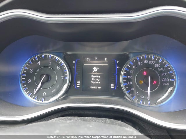 Chrysler 200 LX 2015 1C3CCCFBXFN592277 Image 7