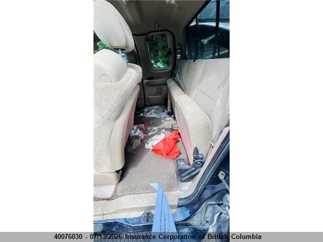40076030 :رقم المزاد ، 2FTRX18L52CA12633 vin ، 2002 Ford F150 مزاد بيع