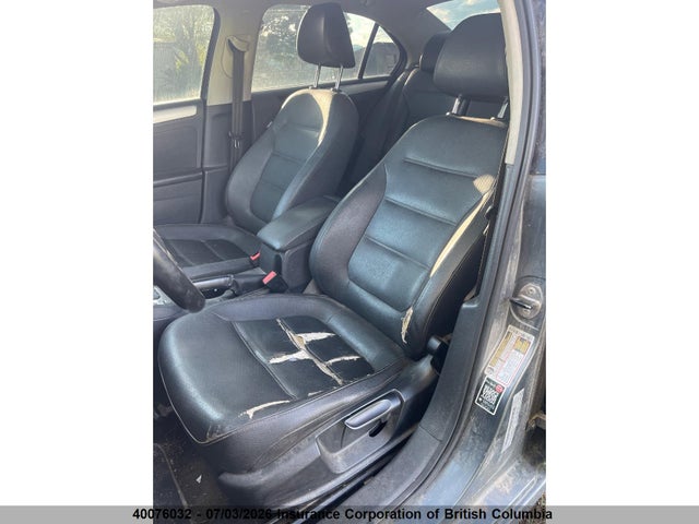 2011 Volkswagen Jetta მანქანა იყიდება აუქციონზე, vin: 3VWLL7AJXBM021990, აუქციონის ნომერი: 40076032