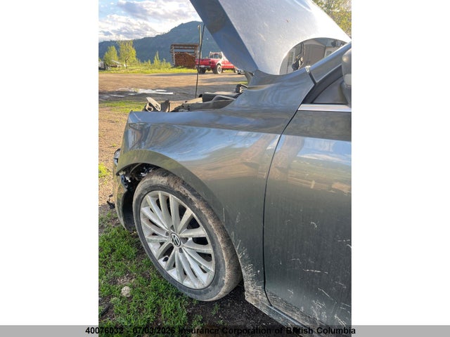 2011 Volkswagen Jetta მანქანა იყიდება აუქციონზე, vin: 3VWLL7AJXBM021990, აუქციონის ნომერი: 40076032