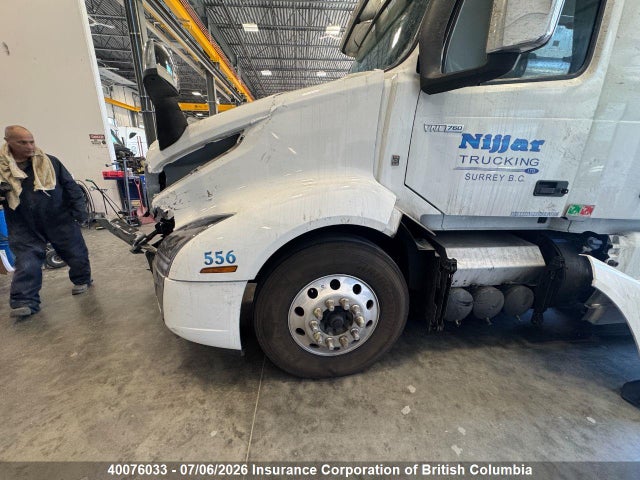 Продажа на аукционе авто 2022 Volvo Vn L, vin: 4V4NC9EH6NN314590, номер лота: 40076033