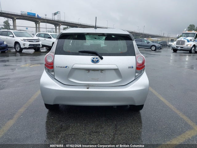 2014 Toyota Prius მანქანა იყიდება აუქციონზე, vin: JTDKDTB38E1562011, აუქციონის ნომერი: 40076055