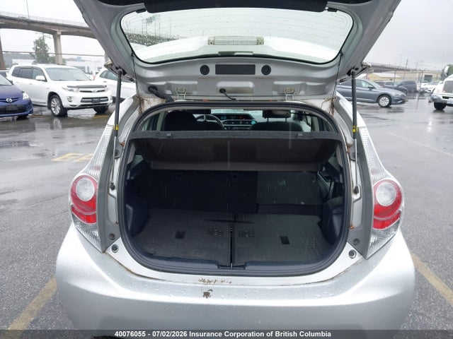 2014 Toyota Prius მანქანა იყიდება აუქციონზე, vin: JTDKDTB38E1562011, აუქციონის ნომერი: 40076055