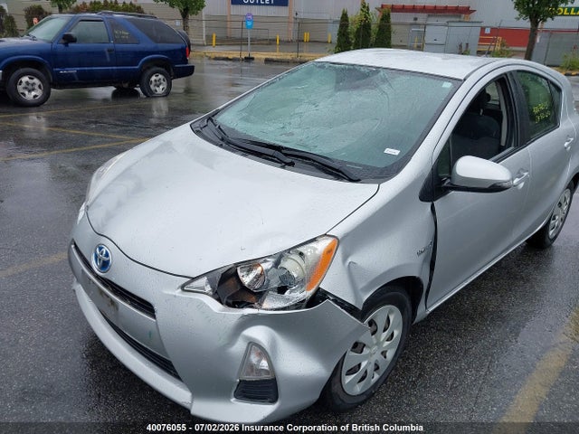 2014 Toyota Prius მანქანა იყიდება აუქციონზე, vin: JTDKDTB38E1562011, აუქციონის ნომერი: 40076055