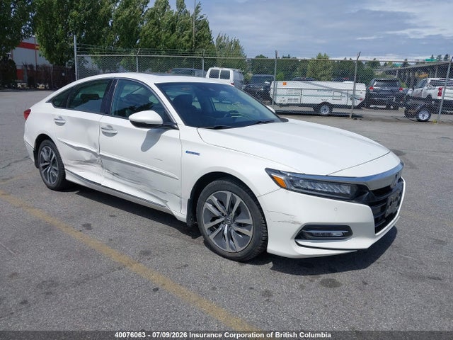 2018 Honda Accord Touring Hybrid მანქანა იყიდება აუქციონზე, vin: 1HGCV3F92JA800317, აუქციონის ნომერი: 40076063
