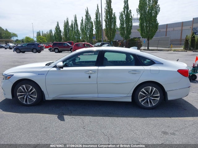 2018 Honda Accord Touring Hybrid მანქანა იყიდება აუქციონზე, vin: 1HGCV3F92JA800317, აუქციონის ნომერი: 40076063