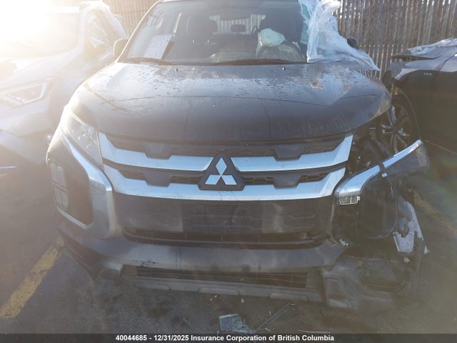40044685 :رقم المزاد ، JA4AJUAU7RU603358 vin ، 2024 Mitsubishi Rvr Es مزاد بيع