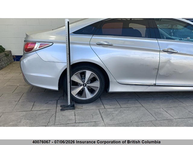 Продажа на аукционе авто 2011 Hyundai Sonata Hybrid, vin: KMHEC4A40BA000286, номер лота: 40076067