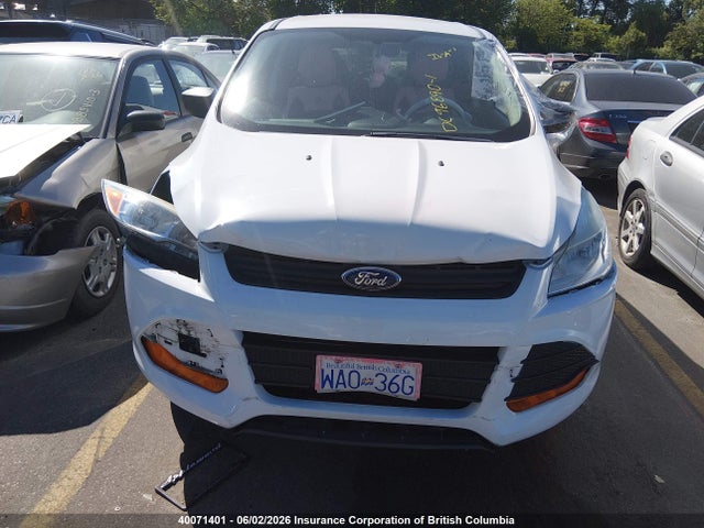 40071401 :رقم المزاد ، 1FMCU0F77DUC38993 vin ، 2013 Ford Escape S مزاد بيع