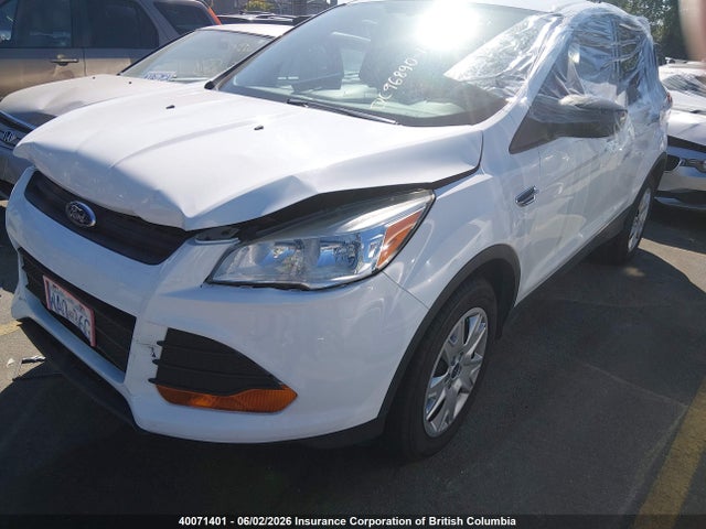 40071401 :رقم المزاد ، 1FMCU0F77DUC38993 vin ، 2013 Ford Escape S مزاد بيع