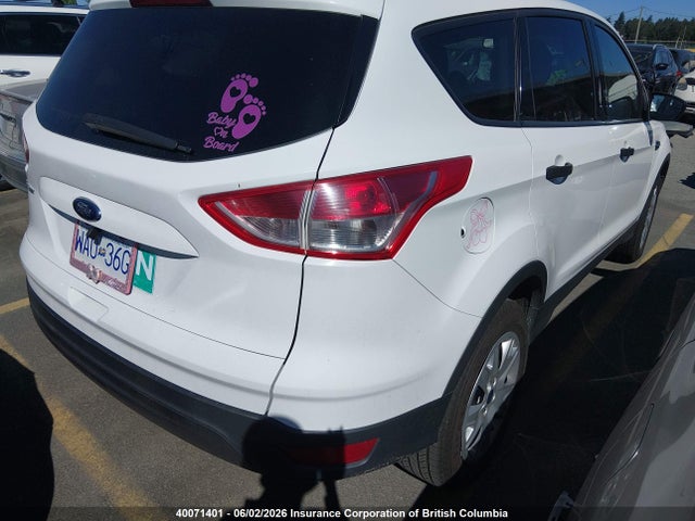 40071401 :رقم المزاد ، 1FMCU0F77DUC38993 vin ، 2013 Ford Escape S مزاد بيع