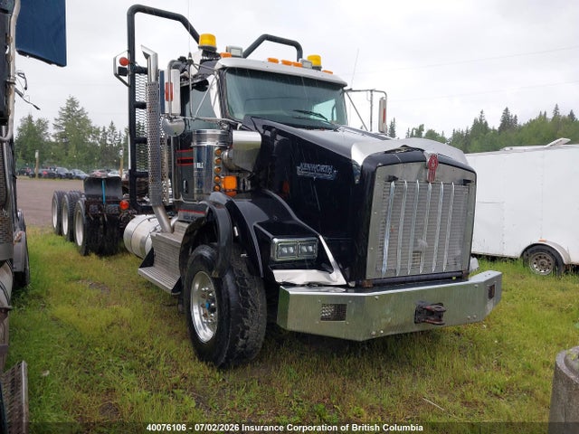 Продажа на аукционе авто 2013 Kenworth Construction T800, vin: 1XKDP4TX2DR964361, номер лота: 40076106