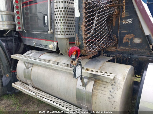 Продаж на аукціоні авто 2013 Kenworth Construction T800, vin: 1XKDP4TX2DR964361, номер лоту: 40076106